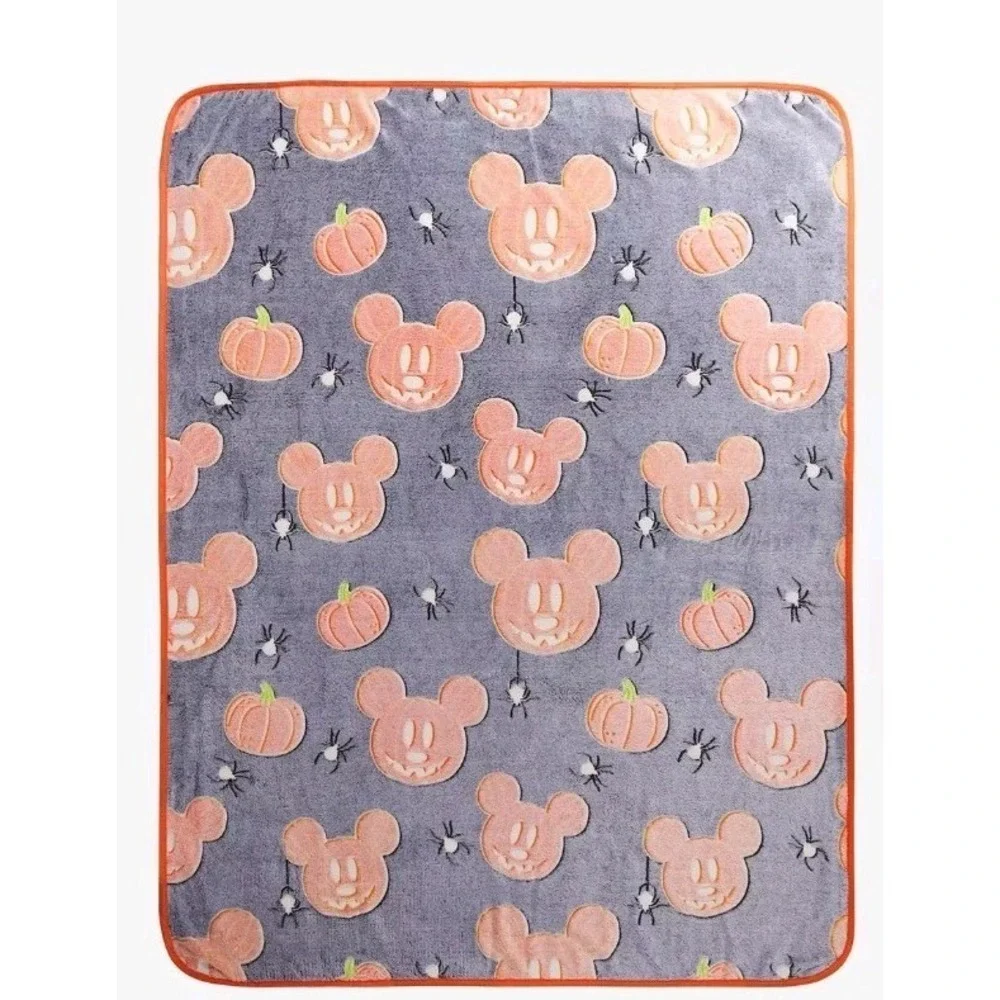Plush Throw Blanket‎ Disney Mickey Mouse Halloween NEW Spiders Pumpkins Spooky